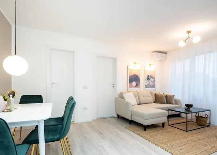 Modern Loft With View In Piata Romana Appartamento