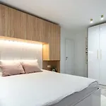 アパート Modern Loft With View In Piata Romana ブカレスト