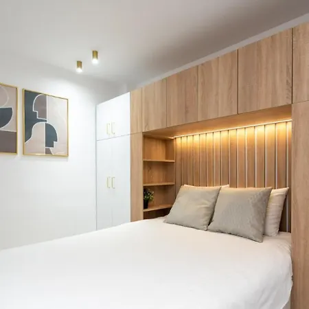 Modern Loft With View In Piata Romana アパート