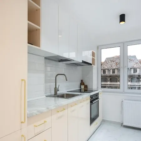 Modern Loft With View In Piata Romana Daire Bükreş