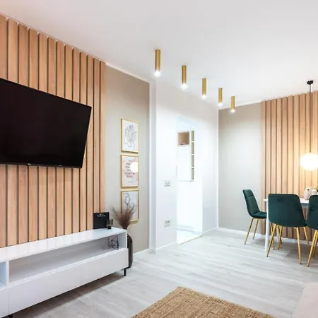 Modern Loft With View In Piata Romana Βουκουρέστι