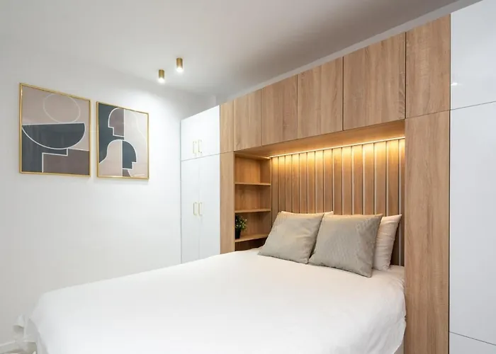 Modern Loft With View In Piata Romana Appartement