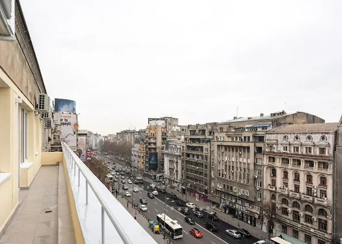 Modern Loft With View In Piata Romana Appartement