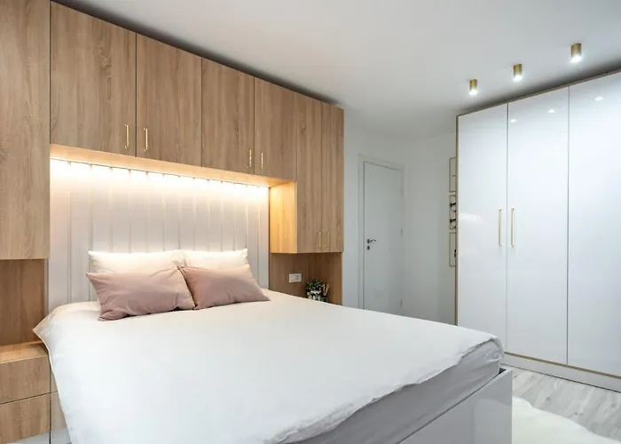 Apartment Modern Loft With View In Piata Romana Bucharest